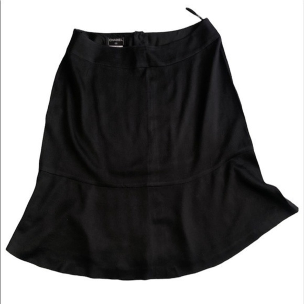 CHANEL black Silk/Viscose Skirt Size L
